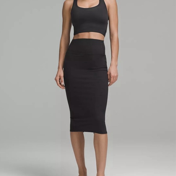 lululemon athletica Dresses & Skirts - NWT Lululemon Skirt Size 4 Nulu Slim-Fit High-Rise Black LW8AH0S Midi New